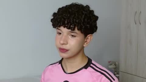 Cuddly online show from 4, 3, 2025