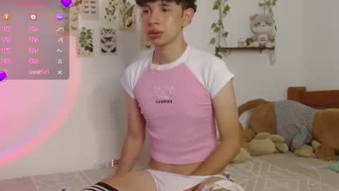 Snapshot of cuddly_twinkie chatting on 28, 6, 2026 Cuddly online show from 28, 6, 2026