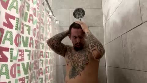 Snapshot of cuete2100 chatting on 25, 11, 2025 cuete2100 online show from 25, 11, 2025