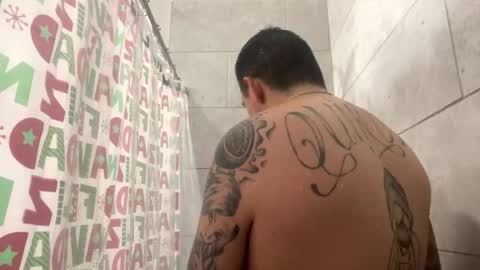 Snapshot of cuete2100 chatting on 26, 11, 2025 cuete2100 online show from 26, 11, 2025