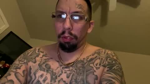 Snapshot of cuete2100 chatting on 16, 12, 2025 cuete2100 online show from 16, 12, 2025