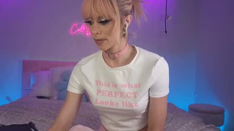 Snapshot of cult_barbie93 chatting on 23, 2, 2025 Cult Barbie online show from 23, 2, 2025