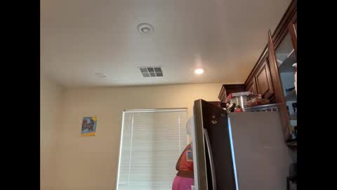 Snapshot of cum2charmxx chatting on 22, 11, 2025 cum2charmxx online show from 22, 11, 2025