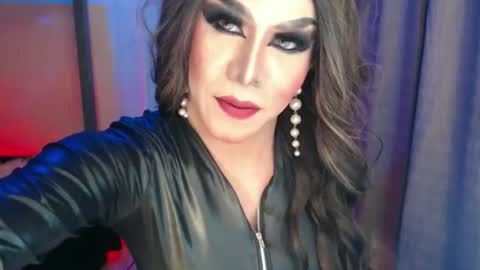 CUMMELA SLUTI online show from 25, 10, 2025