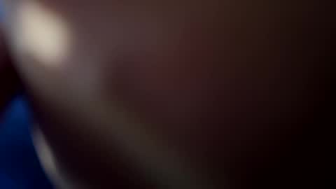 im KIM new girl to spoil online show from 7, 3, 2025