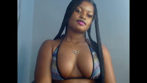 Snapshot of cum_ebony_petitxx chatting on 19, 7, 2026 cath online show from 19, 7, 2026