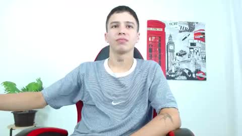 cumandres online show from 31, 10, 2025