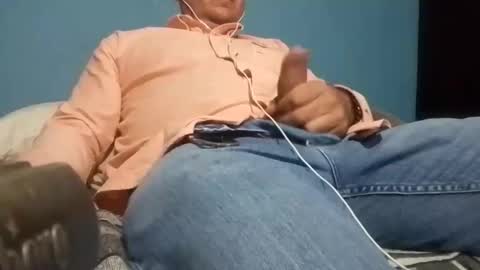 Snapshot of cumbian_chero chatting on 12, 9, 2025 cumbian_chero online show from 12, 9, 2025