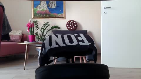 cumcumcum2015 online show from 4, 4, 2026