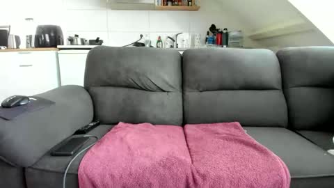 Snapshot of cumeatingboy88 chatting on 14, 9, 2025 MaskedMasturbator online show from 14, 9, 2025