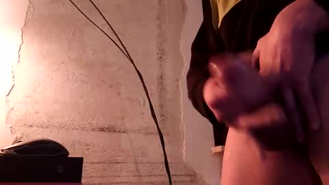 cumfeetbass online show from 22, 2, 2025