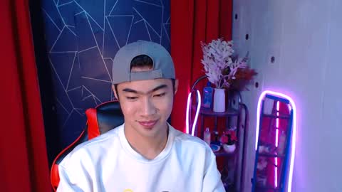 Snapshot of cumhavefun25 chatting on 3, 12, 2024 ask me online show from 3, 12, 2024