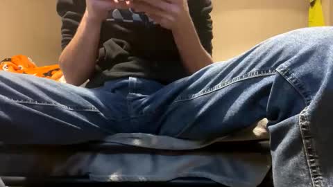 Snapshot of cumm4mee828 chatting on 21, 10, 2025 cumm4mee828 online show from 21, 10, 2025