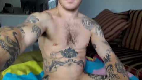 Snapshot of cummfights chatting on 21, 11, 2025 Charlie Mitchell online show from 21, 11, 2025