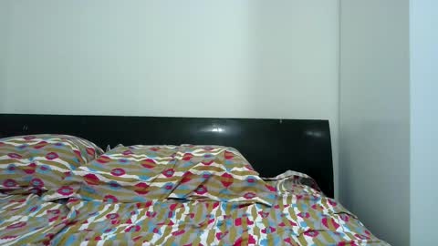 Cumms Cam online show from 16, 2, 2025