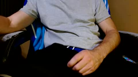 Snapshot of cumshard35 chatting on 5, 7, 2026 cumshard35 online show from 5, 7, 2026