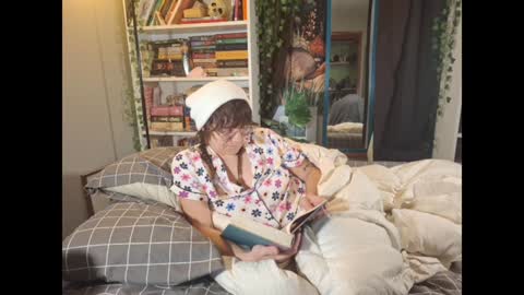 cumslutpawg online show from 7, 1, 2025