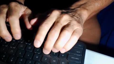 chattrbatr online show from 9, 2, 2025