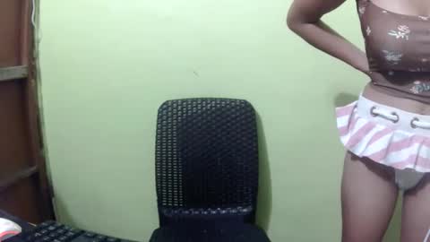 cumwhore4uxox online show from 1, 12, 2025