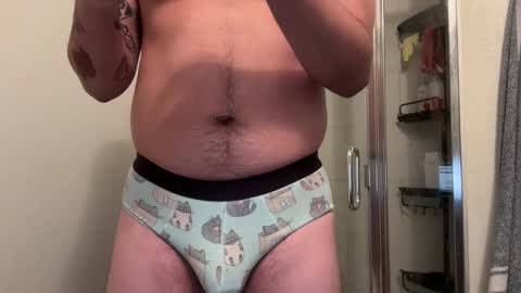 Snapshot of curiousbwcc chatting on 17, 12, 2025 curiousbwcc online show from 17, 12, 2025