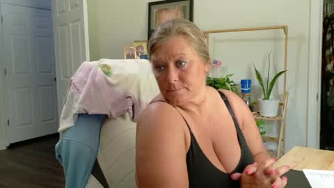 curious couple online show from 12, 5, 2026