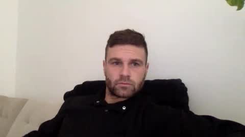 Snapshot of curiousnesssssss chatting on 17, 11, 2025 curiousnesssssss online show from 17, 11, 2025