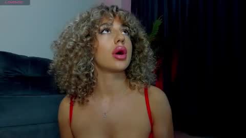 Snapshot of curlyanto chatting on 23, 12, 2024 Antonia online show from 23, 12, 2024