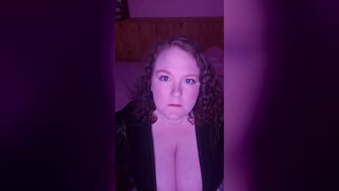 curlycult97 online show from 18, 6, 2026