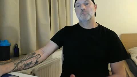 Snapshot of curman85 chatting on 8, 1, 2026 Curman85 online show from 8, 1, 2026