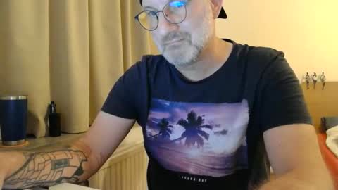 Snapshot of curman85 chatting on 16, 2, 2026 Curman85 online show from 16, 2, 2026