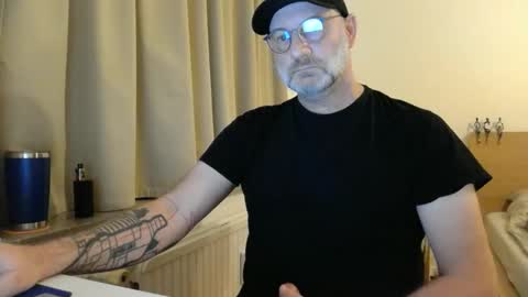 Snapshot of curman85 chatting on 2, 3, 2026 Curman85 online show from 2, 3, 2026