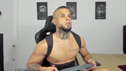 curtis_blake online show from 17, 12, 2025