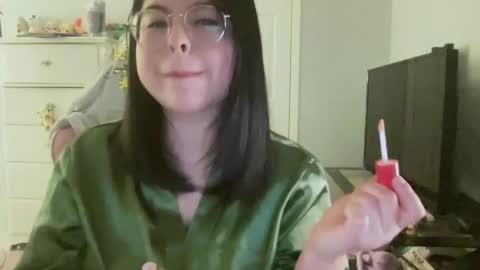 Snapshot of curviiemm30 chatting on 16, 1, 2026 Emmie online show from 16, 1, 2026