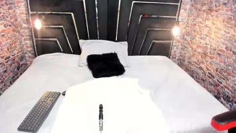 Alyanna  online show from 1, 11, 2025