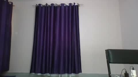 Snapshot of curvy_essie chatting on 12, 2, 2025 Essie online show from 12, 2, 2025