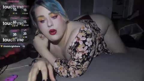 Snapshot of curvygothfemboy chatting on 6, 2, 2025 Curvygothfemboy online show from 6, 2, 2025