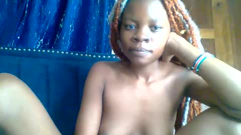 curvyjoan online show from 3, 6, 2026