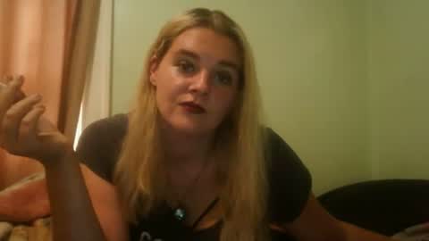 curvymom2025 online show from 18, 10, 2025