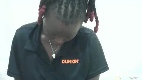 curvynubian online show from 20, 4, 2026