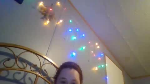 dahlia -kim online show from 4, 1, 2025