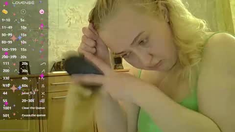 Curvy online show from 12, 3, 2026