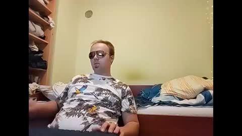 Snapshot of cute69696969 chatting on 25, 12, 2024 cute69696969 online show from 25, 12, 2024