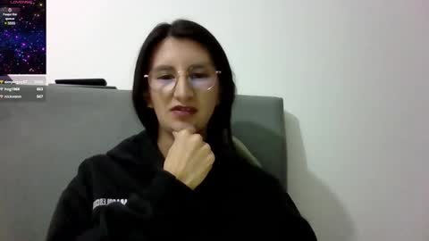 Snapshot of cute_amber_1 chatting on 13, 12, 2024 cute_amber_1 online show from 13, 12, 2024