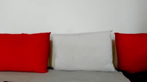 cute_angel95 online show from 27, 9, 2025