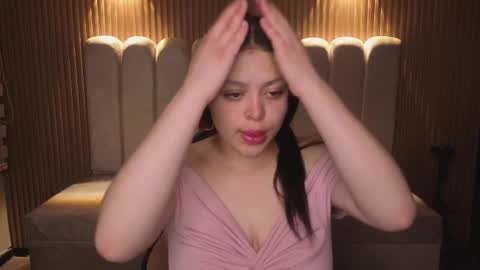 cute_angel_1 online show from 17, 1, 2026