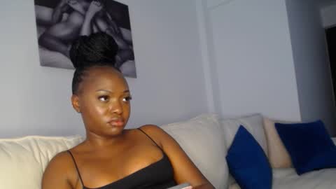 Snapshot of cute_ass18 chatting on 22, 1, 2025 Liya online show from 22, 1, 2025