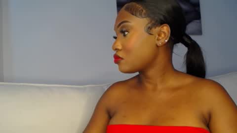 Snapshot of cute_ass18 chatting on 4, 2, 2025 Liya online show from 4, 2, 2025