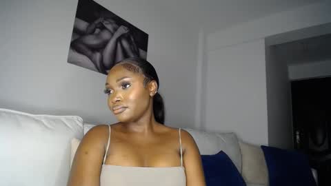 Snapshot of cute_ass18 chatting on 10, 2, 2025 Liya online show from 10, 2, 2025