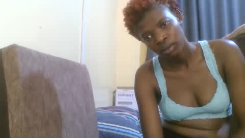 Snapshot of cute_banice chatting on 25, 12, 2024 cute_banice online show from 25, 12, 2024