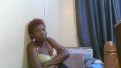 Snapshot of cute_banice chatting on 5, 1, 2025 cute_banice online show from 5, 1, 2025